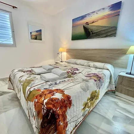 Carabeo - Prime Location & Pool - Lual