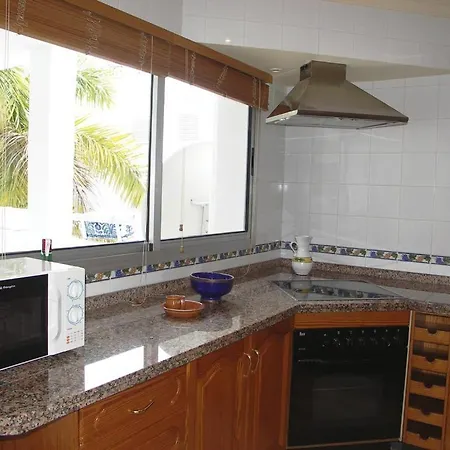 Carabeo - Prime Location & Pool - Lual * نيرخا